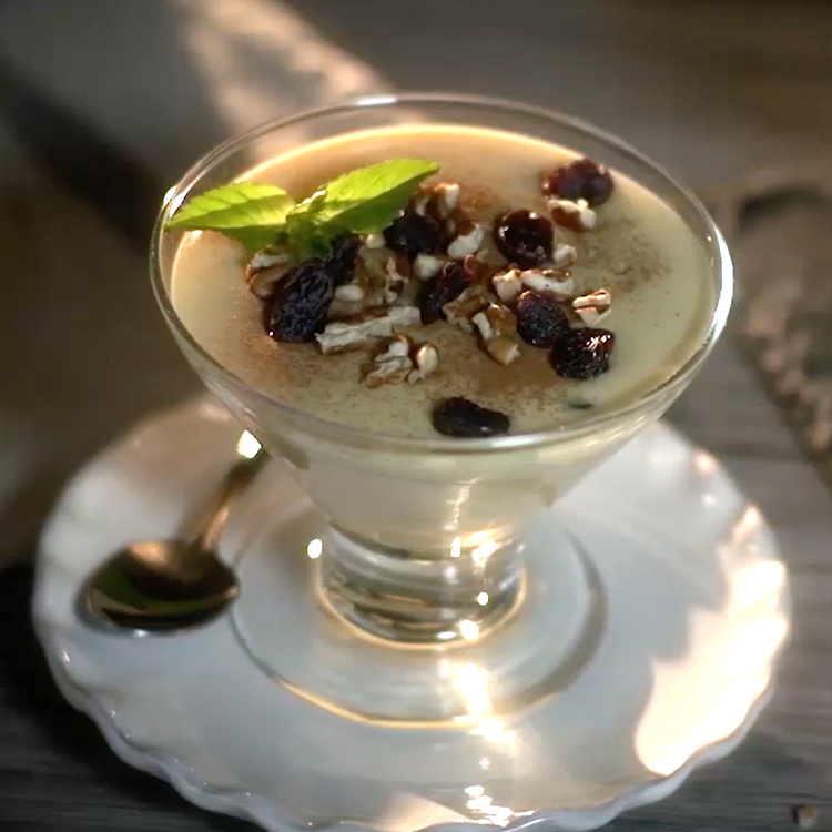 Natilla de Rompope con Leche Tamariz