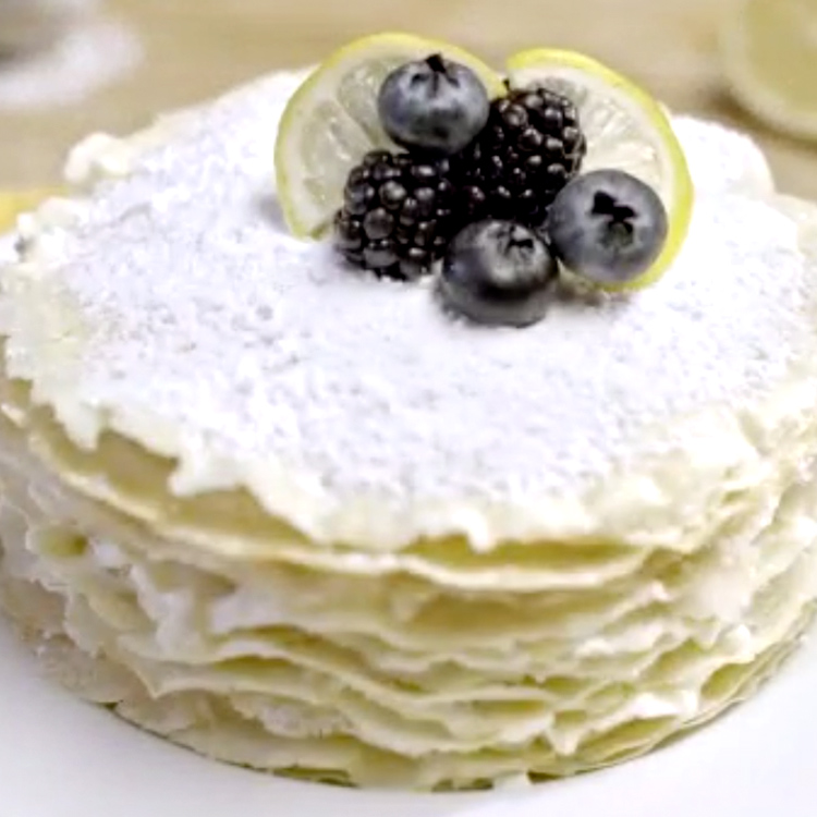 Pastel Mil Crepas con Leche Tamariz